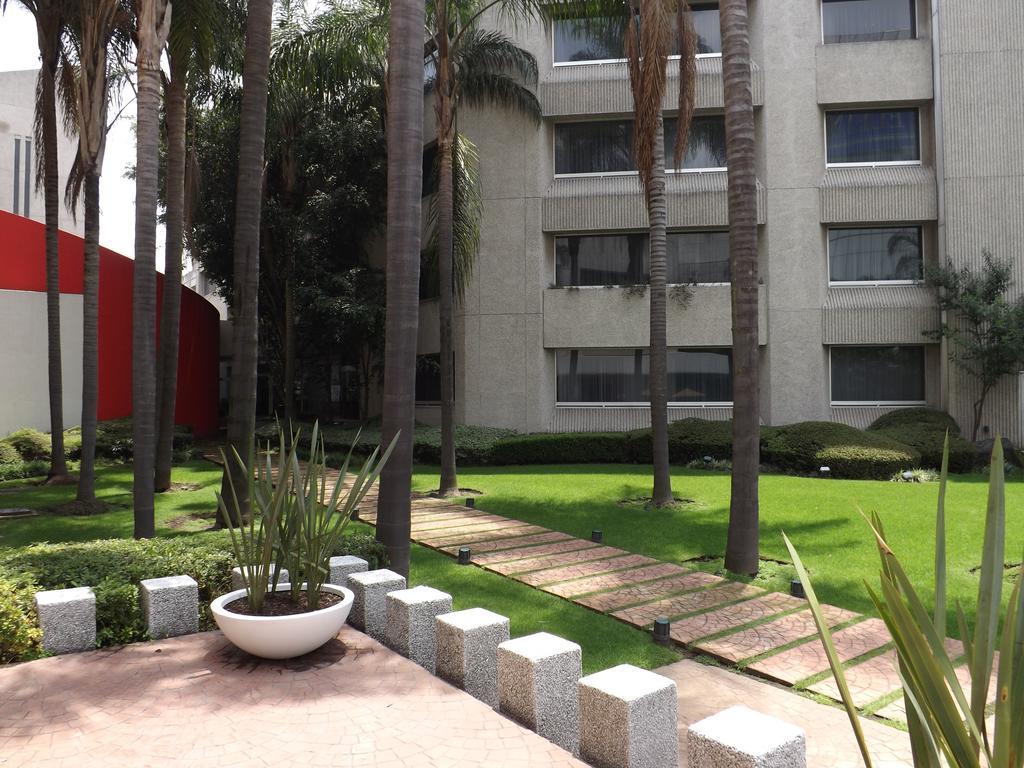 Royal Pedregal Hotell Mexico by Eksteriør bilde View of the campus