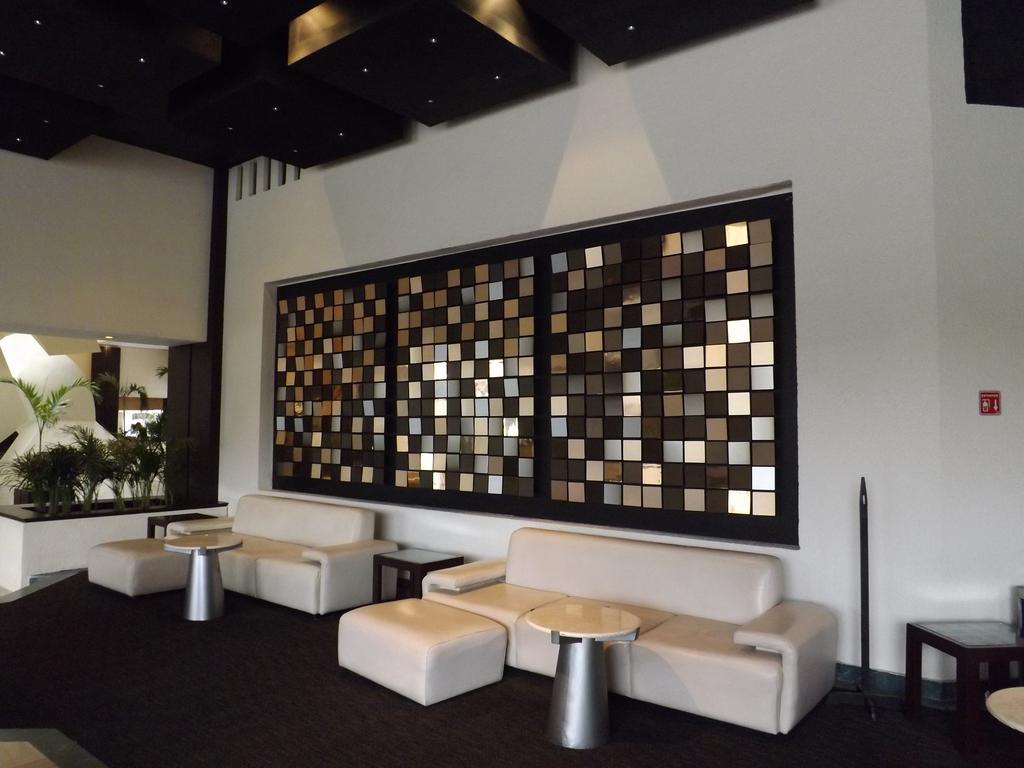 Royal Pedregal Hotell Mexico by Eksteriør bilde The interior of the lounge