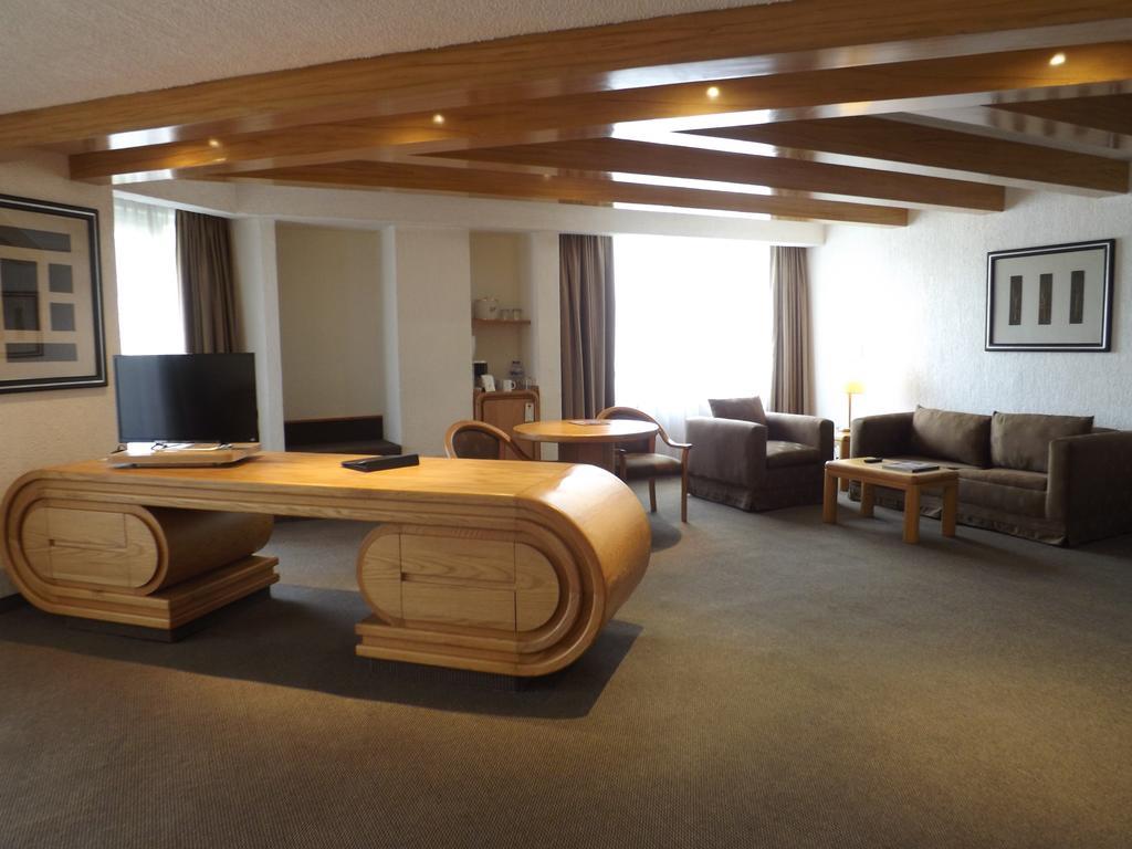 Royal Pedregal Hotell Mexico by Eksteriør bilde The office of the Mayor of the City of Luxembourg