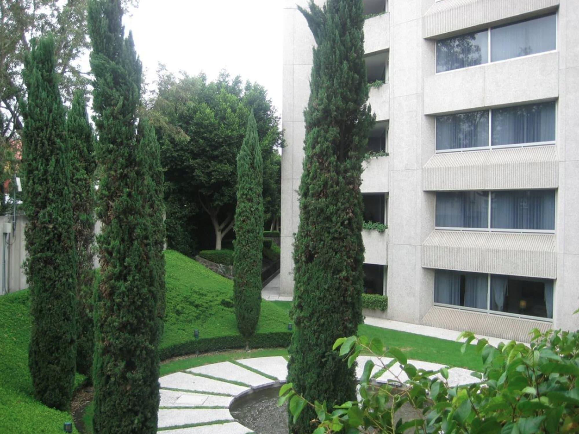 Royal Pedregal Hotell Mexico by Eksteriør bilde The campus of the University of Navarra