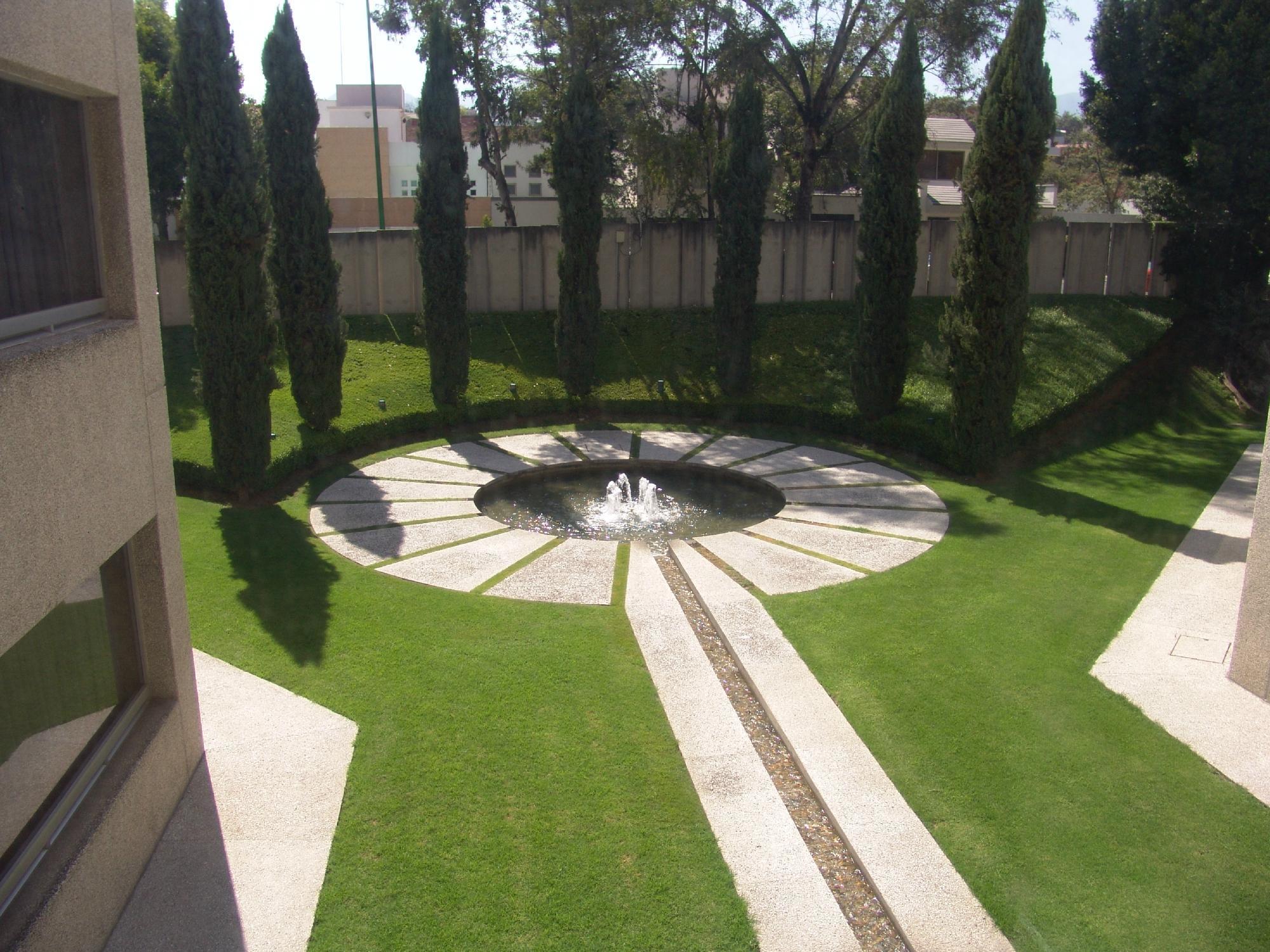 Royal Pedregal Hotell Mexico by Eksteriør bilde Fountain at the center of the campus